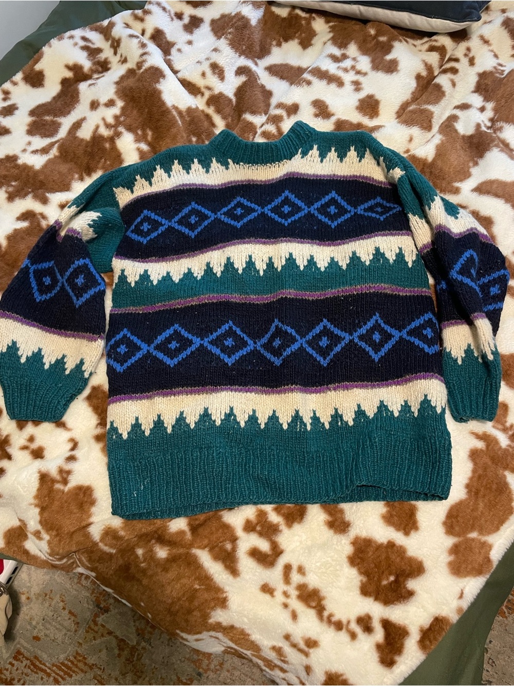 Green 100% Wool Crew Neck, size L